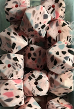 14mm Hexagonal Print