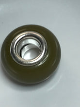 Acrylic / Metal Centre Beads